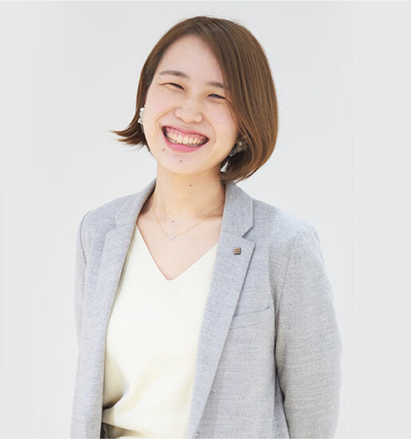 細田 明李